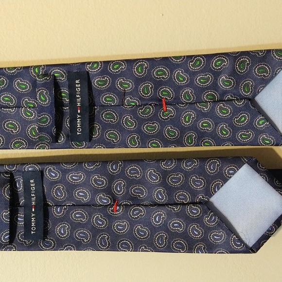Tommy Hilfiger Blue Silk ties - Picture 3 of 4
